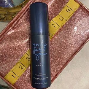 Monat Curl Refresher Spray